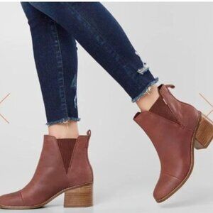 TOMS Cleo Boot, Size 7